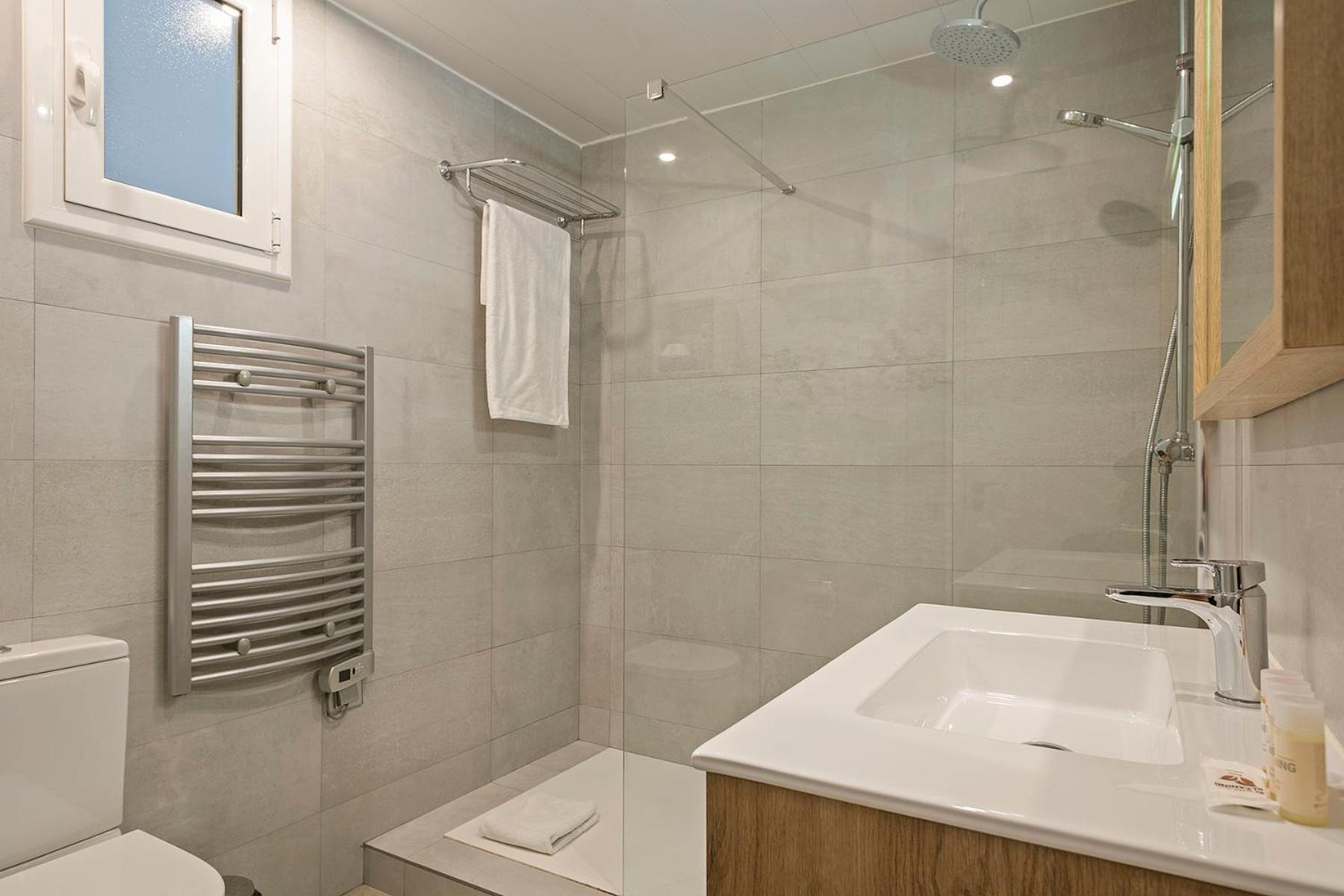 Habitat Pau Apartment